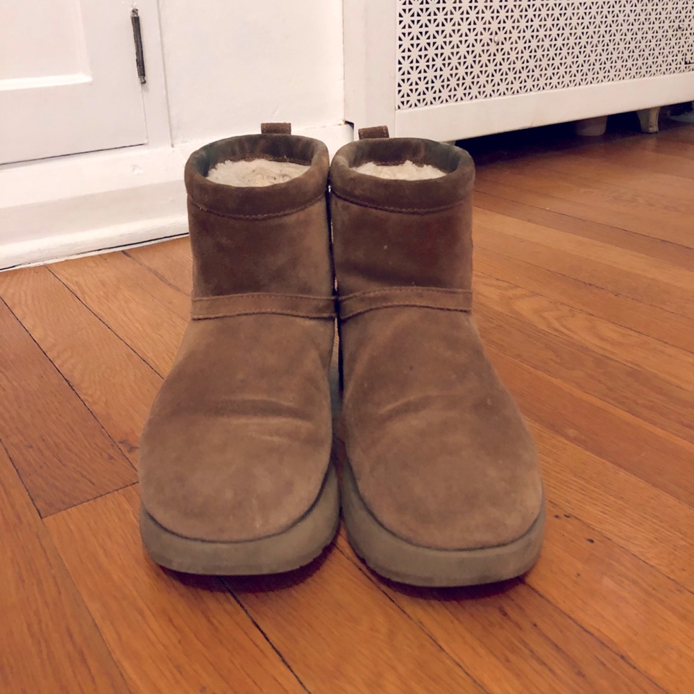 Women’s waterproof uggs